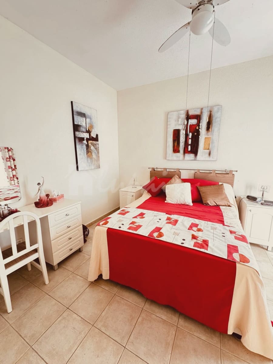 3 soveværelse Penthouse til salg i Los Cristianos med swimmingpool - € 349.900 (Ref: 8863334)