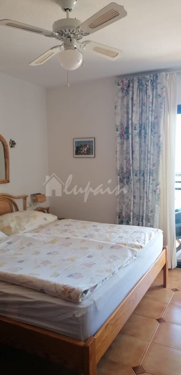 2 soveværelse Penthouse til salg i Los Cristianos med swimmingpool - € 620.000 (Ref: 8882326)