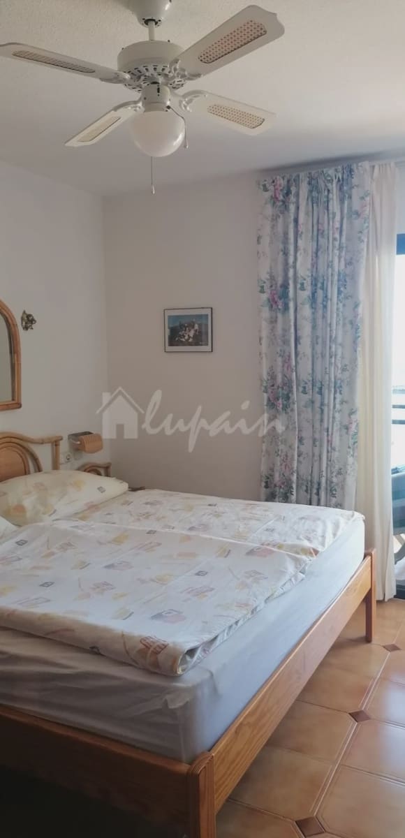 2 soveværelse Penthouse til salg i Los Cristianos med swimmingpool - € 630.000 (Ref: 8882326)