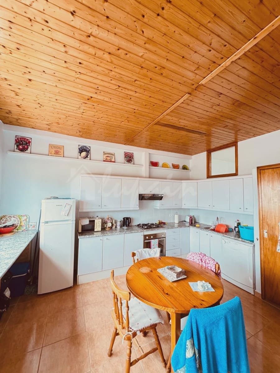 4 bedroom Finca/Country House for sale in Vilaflor - € 210,000 (Ref: 8894064)