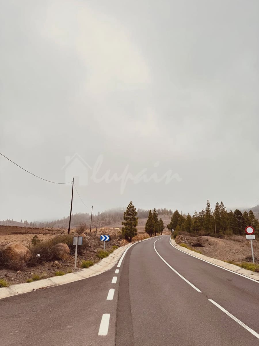 4 bedroom Finca/Country House for sale in Vilaflor - € 210,000 (Ref: 8894064)