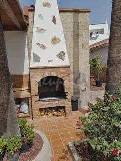 5 soveværelse Finca/Landehus til salg i Valle de San Lorenzo - € 630.000 (Ref: 8912328)