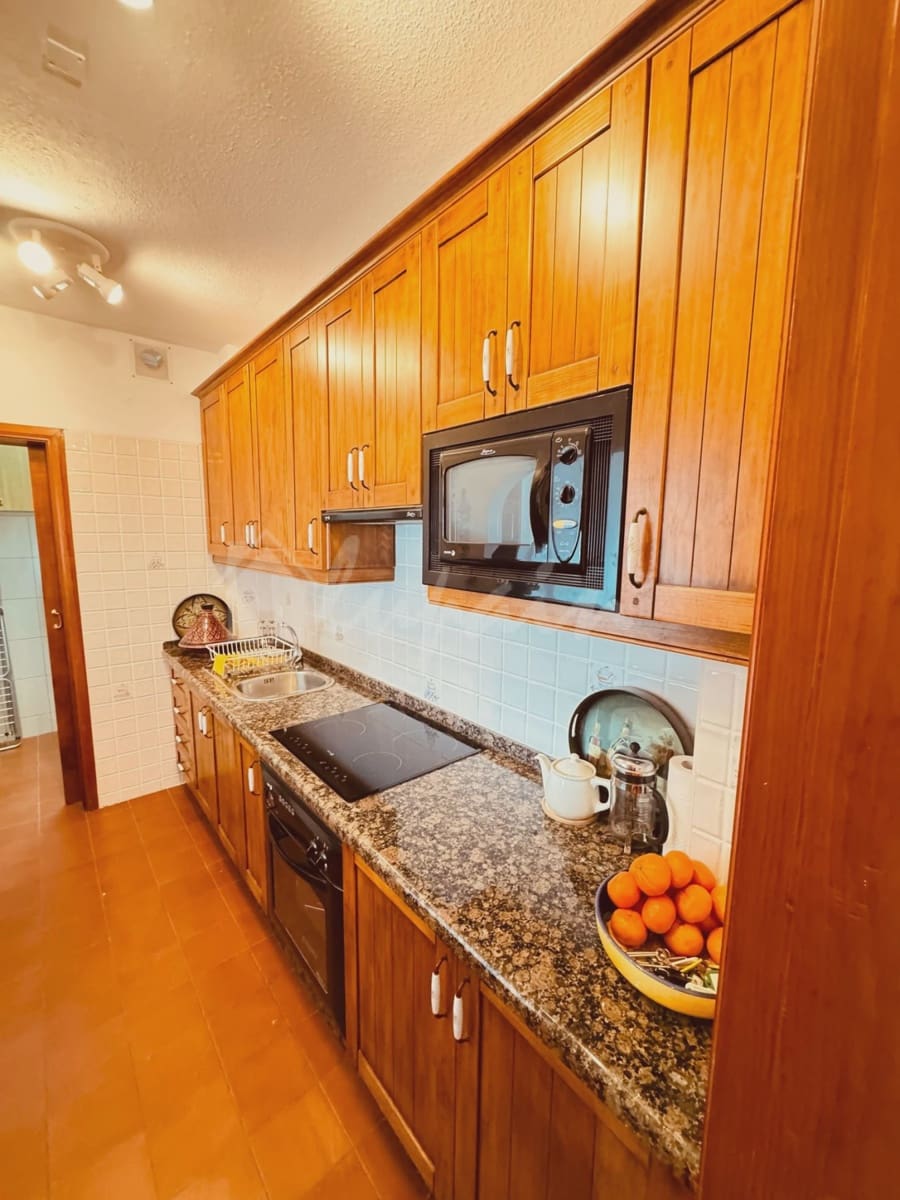 2 makuuhuone Huoneisto myytävänä paikassa Los Cristianos mukana uima-altaan - 385 000 € (Ref: 8912329)