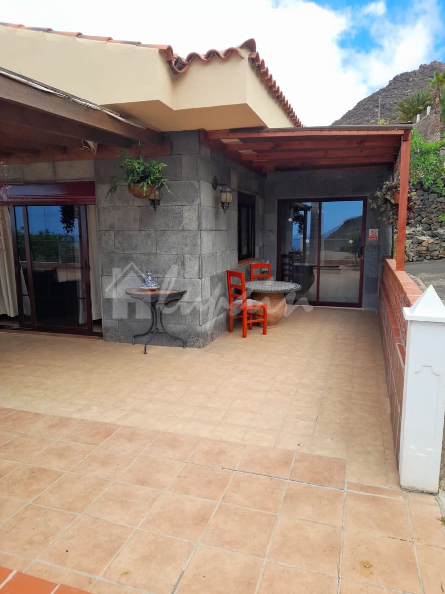 3 soverom Villa til salgs i Los Gigantes med svømmebasseng - € 1 600 000 (Ref: 8914335)