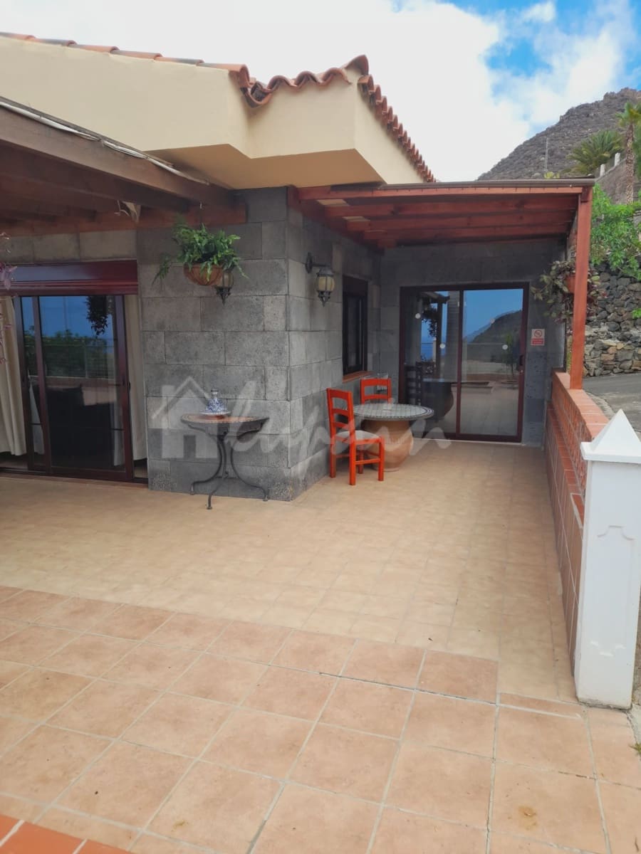 3 soveværelse Villa til salg i Los Gigantes med swimmingpool - € 1.600.000 (Ref: 8914335)