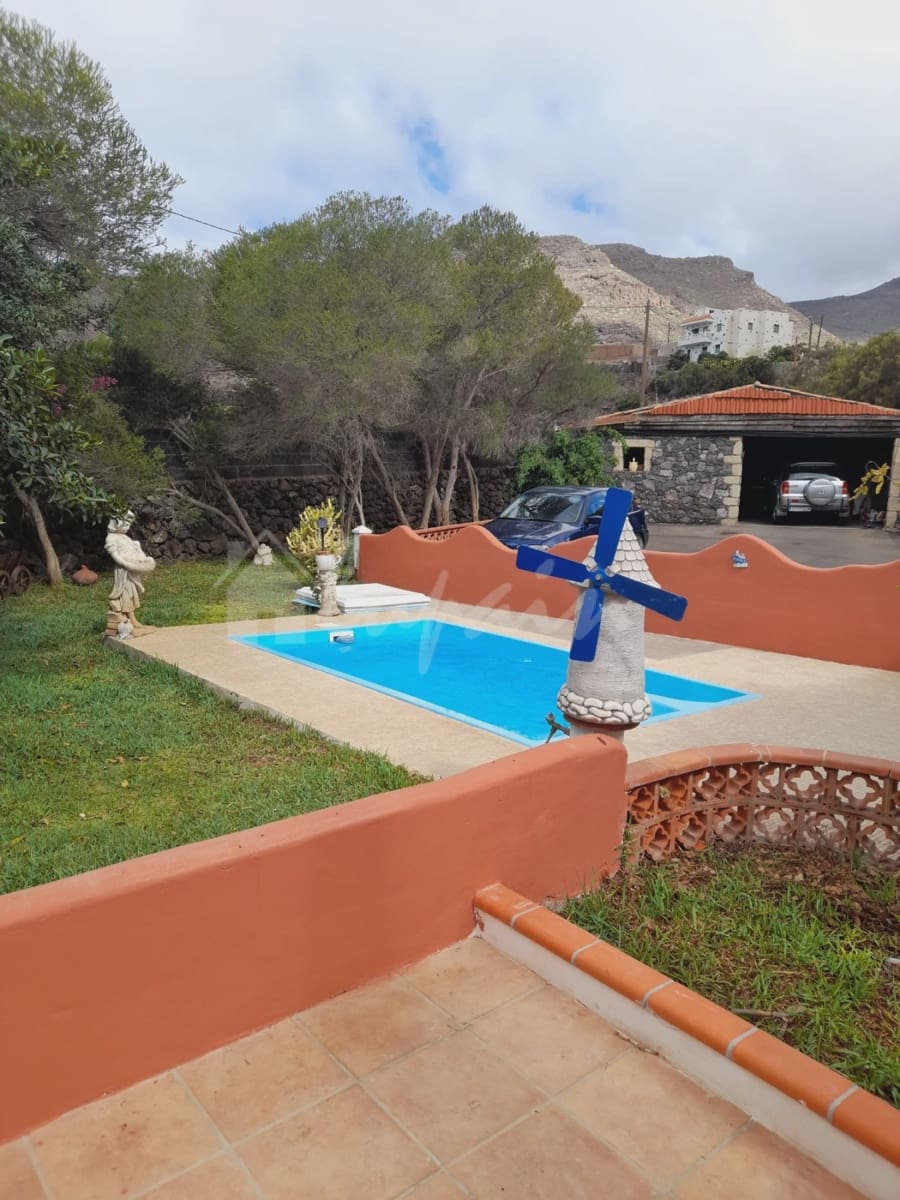 3 soveværelse Villa til salg i Los Gigantes med swimmingpool - € 1.600.000 (Ref: 8914335)