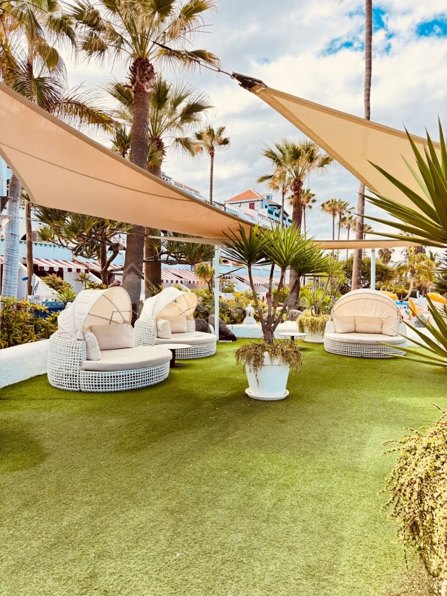 2 soverom Leilighet til salgs i Playa de las Americas med svømmebasseng - € 925 000 (Ref: 8942189)