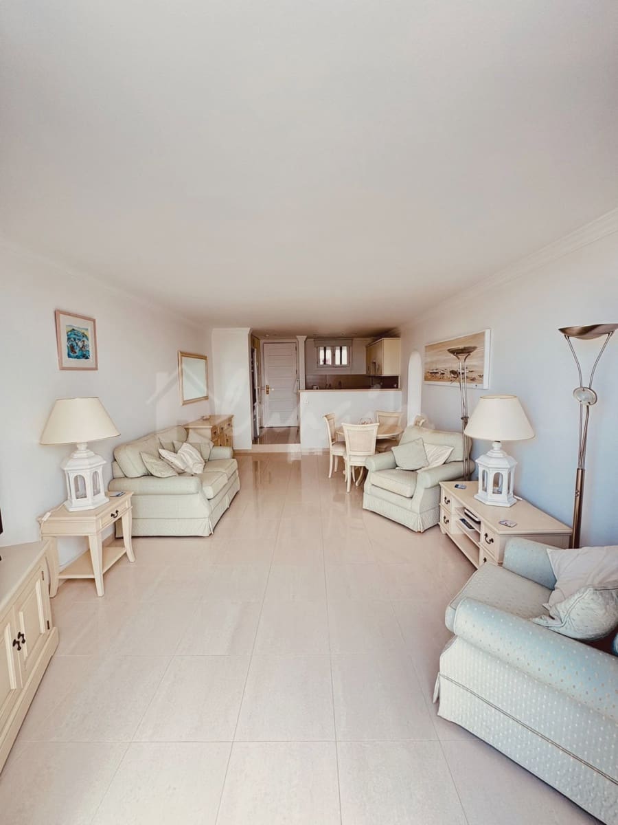 2 soveværelse Lejlighed til salg i Playa de las Americas med swimmingpool - € 925.000 (Ref: 8942189)