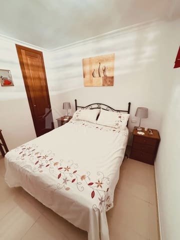 1 soverom Leilighet til salgs i Los Cristianos, Arona med svømmebasseng - € 260 000 (Ref: 8942191)