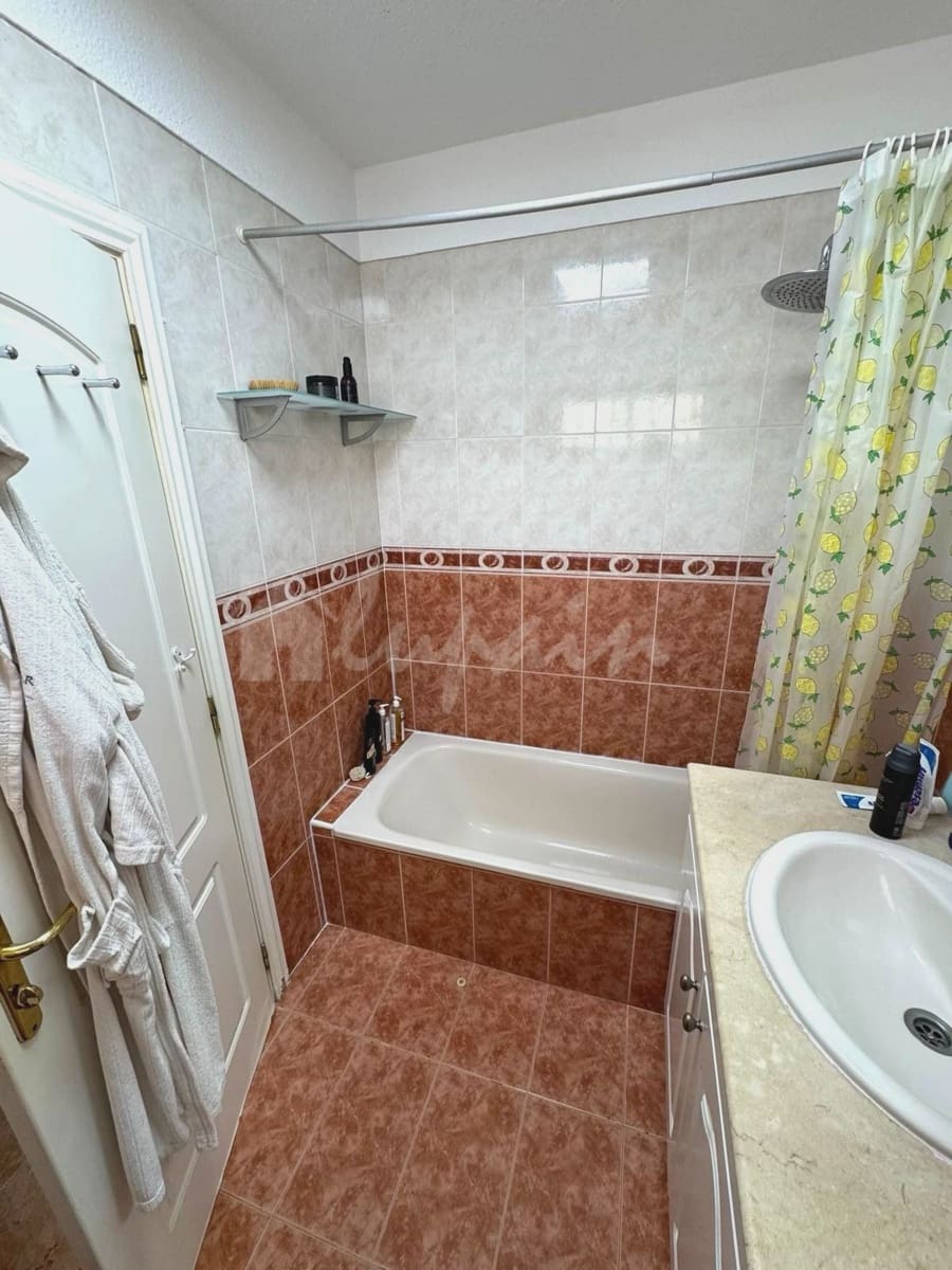 2 soverom Penthouse til salgs i Roque del Conde med svømmebasseng - € 321 620 (Ref: 8987721)