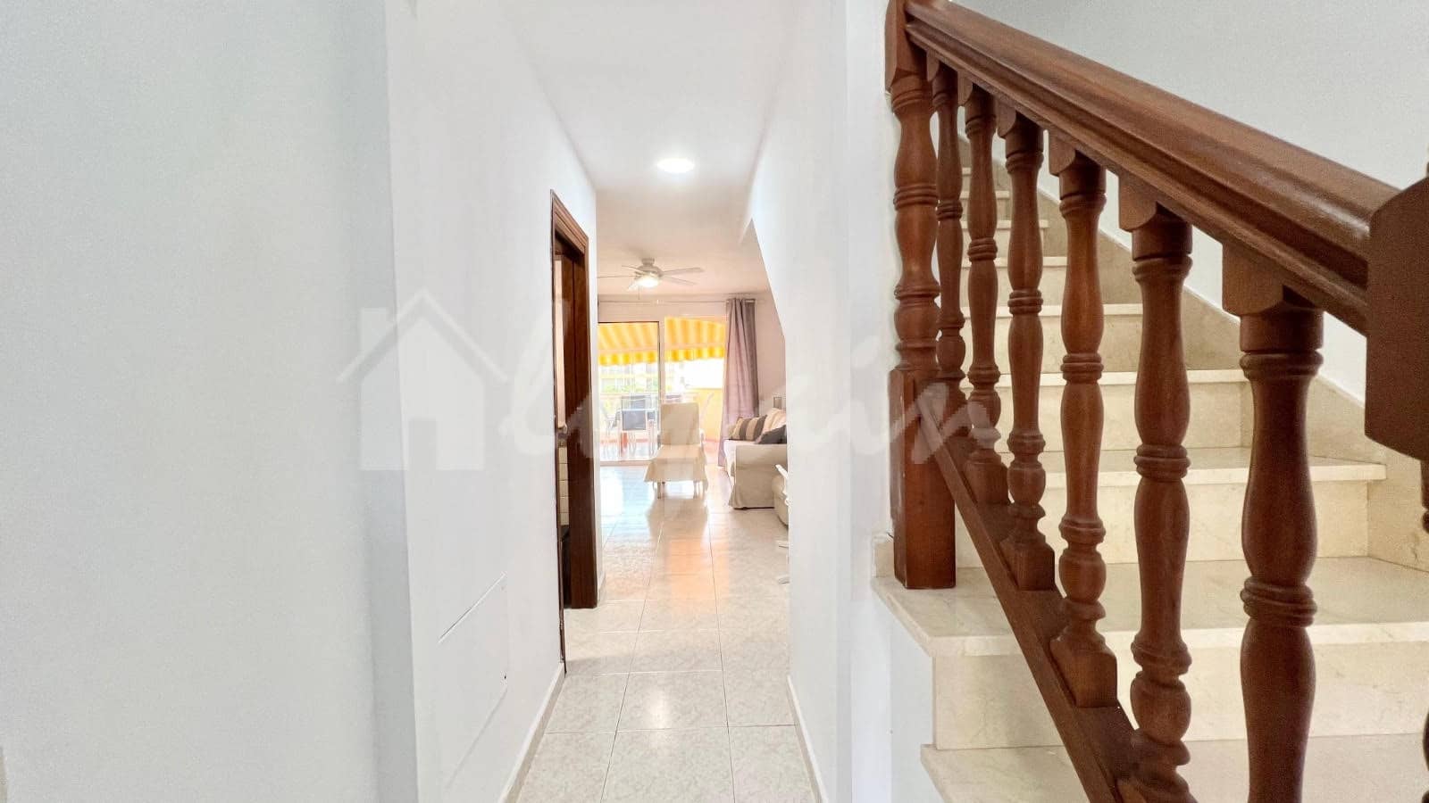 2 soveværelse Lejlighed til salg i Los Cristianos med swimmingpool - € 440.000 (Ref: 9002443)