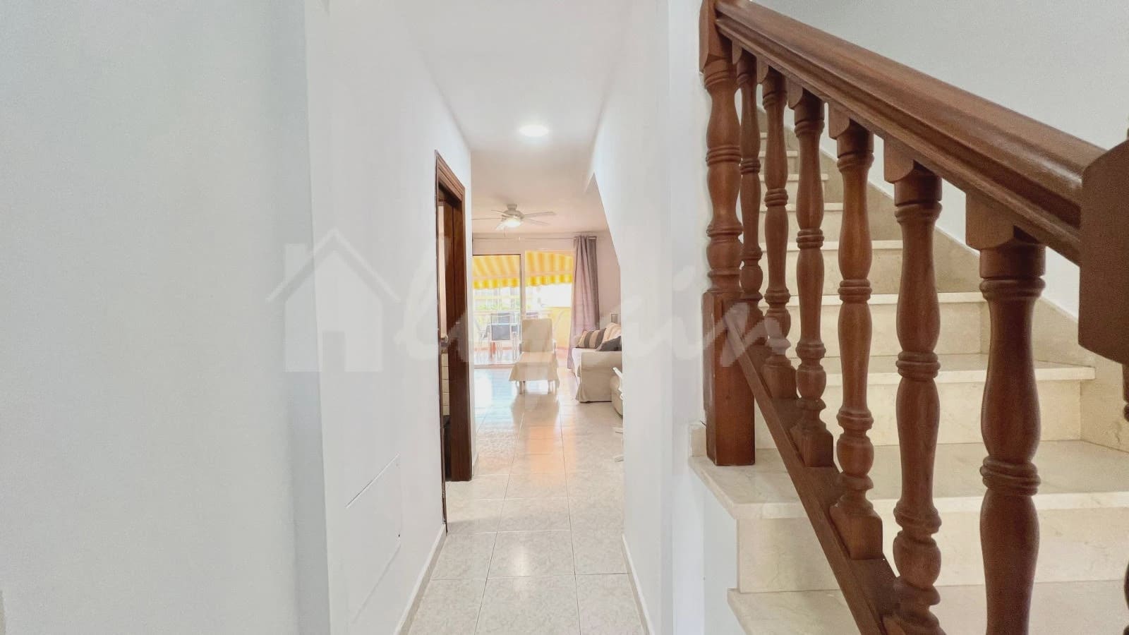 2 quarto Apartamento para venda em Los Cristianos com piscina - 440 000 € (Ref: 9002443)