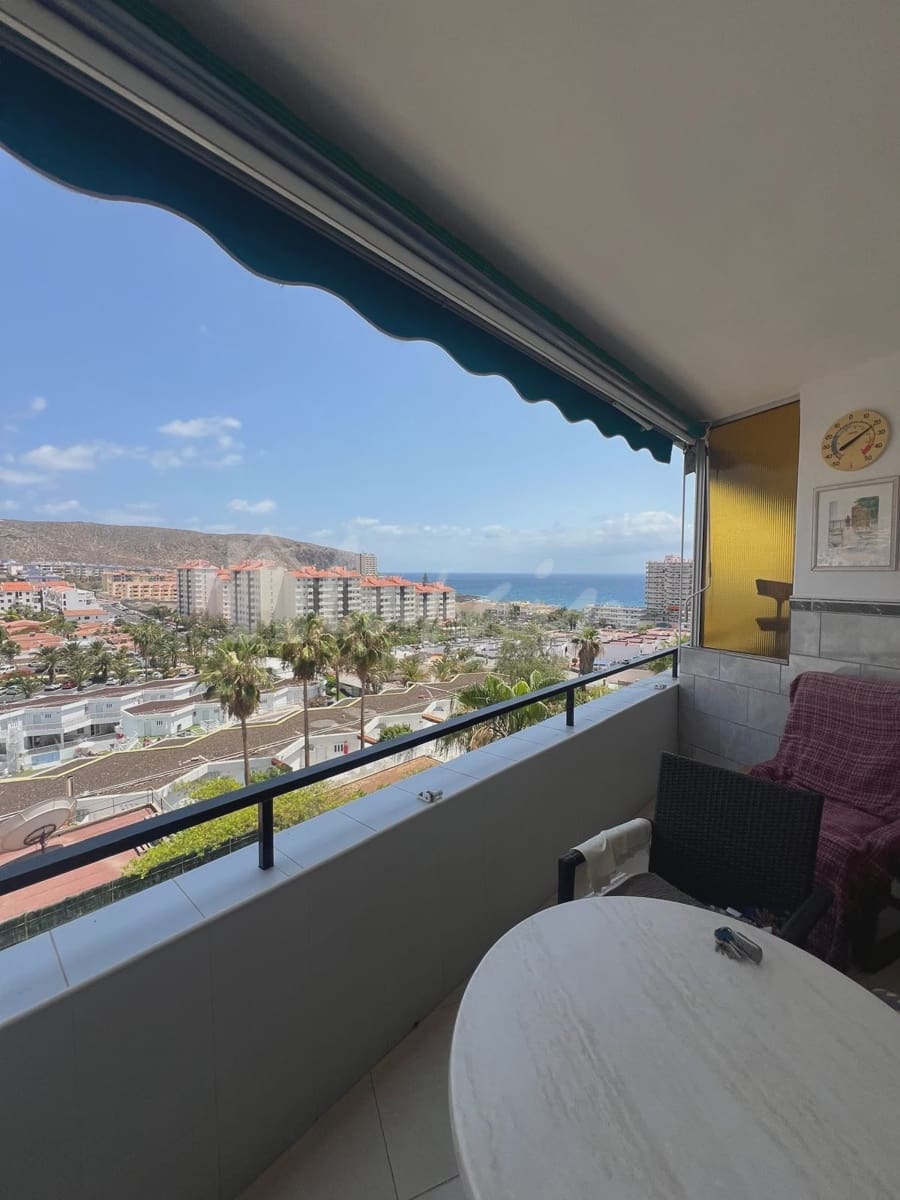 1 bedroom Apartment for sale in Los Cristianos with pool - € 280,000 (Ref: 9031249)