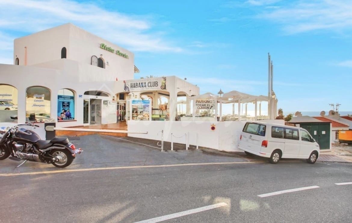 1 bedroom Apartment for sale in Torviscas with pool - € 270,000 (Ref: 9036009)