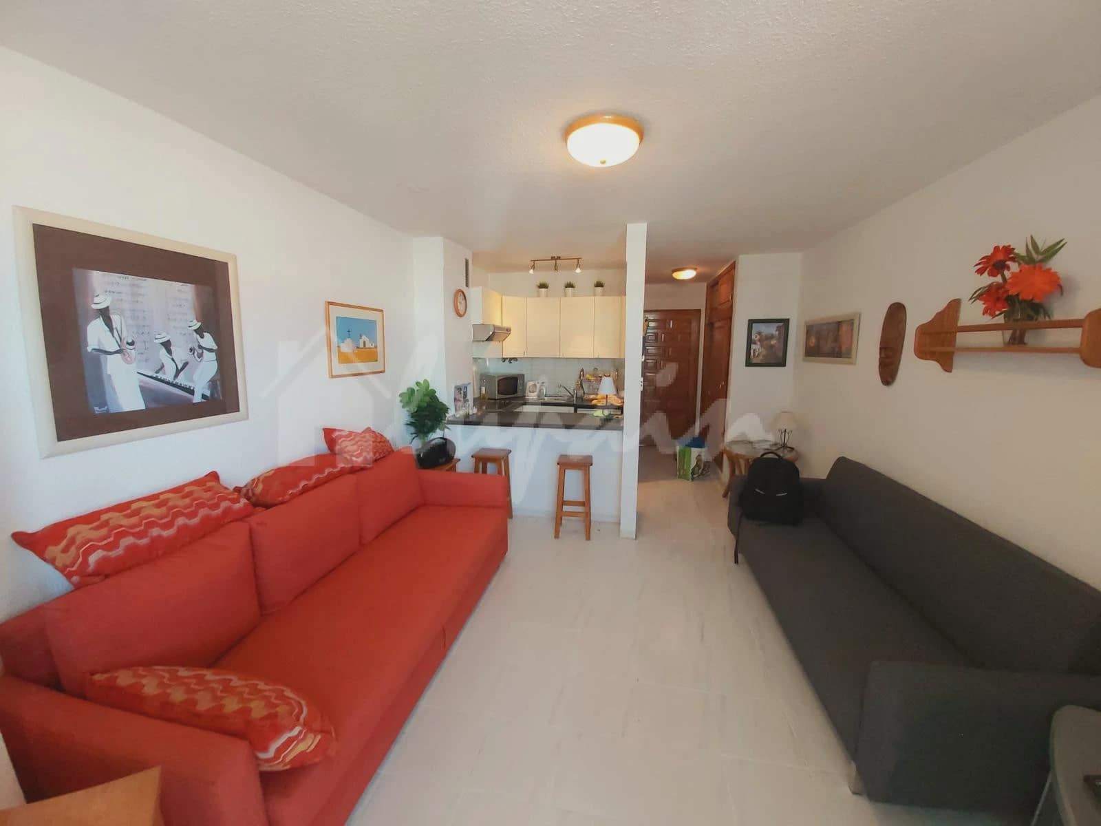 Studio te koop in Los Cristianos met zwembad - € 215.000 (Ref: 9036010)