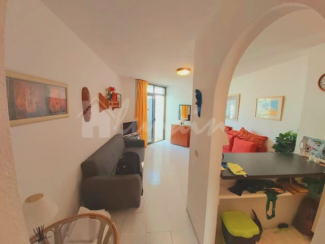 Studio te koop in Los Cristianos, Arona met zwembad - € 215.000 (Ref: 9036010)