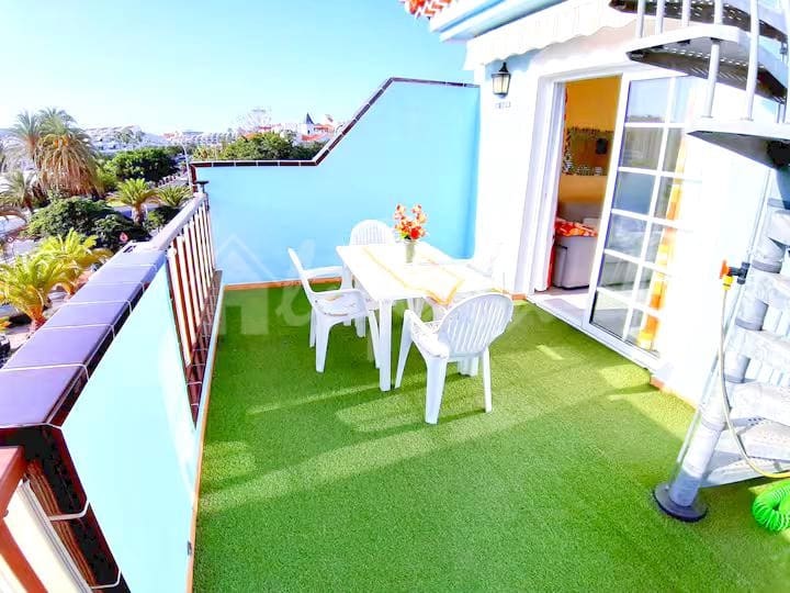 1 soveværelse Penthouse til salg i Los Cristianos med swimmingpool - € 315.000 (Ref: 9066970)
