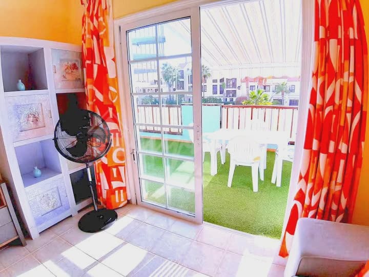 1 soveværelse Penthouse til salg i Los Cristianos med swimmingpool - € 315.000 (Ref: 9066970)