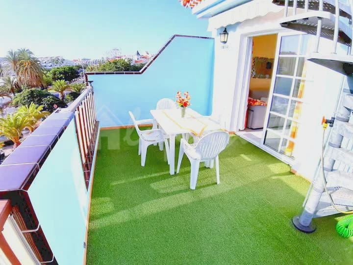 1 soveværelse Penthouse til salg i Los Cristianos med swimmingpool - € 315.000 (Ref: 9066970)