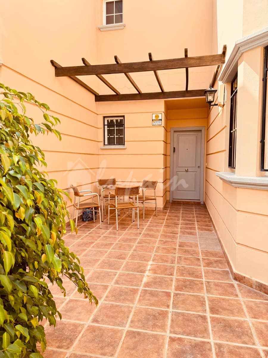 3 soveværelse Byhus til salg i Chayofa - € 480.000 (Ref: 9072709)