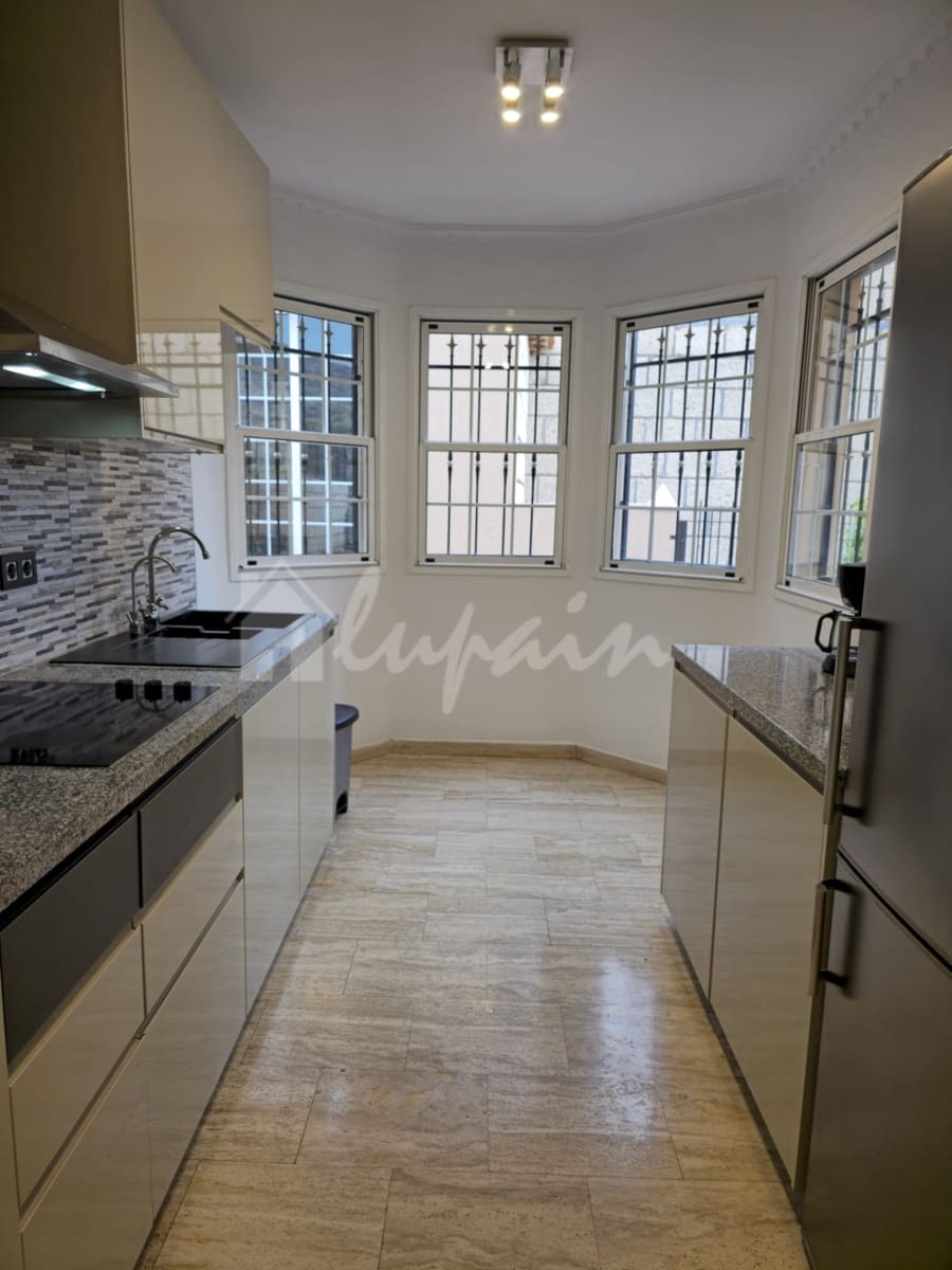 3 soveværelse Byhus til salg i Chayofa - € 480.000 (Ref: 9072709)