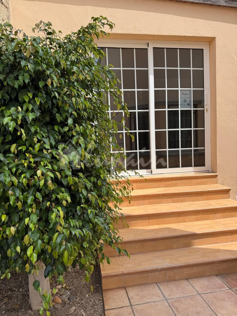 3 soveværelse Byhus til salg i Chayofa - € 480.000 (Ref: 9072709)