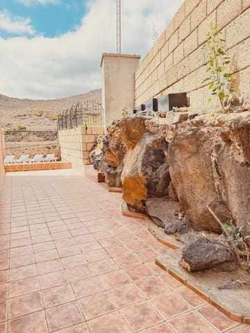 3 bedroom Townhouse for sale in Chayofa, Arona - € 480,000 (Ref: 9072709)