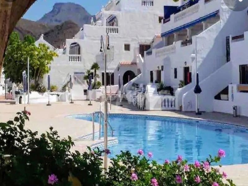 2 soverom Leilighet til salgs i Los Cristianos med svømmebasseng - € 425 000 (Ref: 9101726)