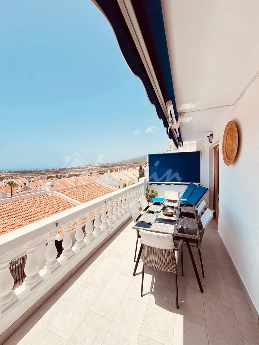 2 soverom Leilighet til salgs i Los Cristianos med svømmebasseng - € 425 000 (Ref: 9101726)