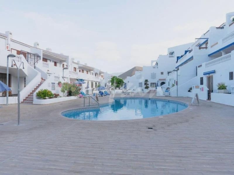 2 quarto Apartamento para venda em Los Cristianos com piscina - 425 000 € (Ref: 9101726)