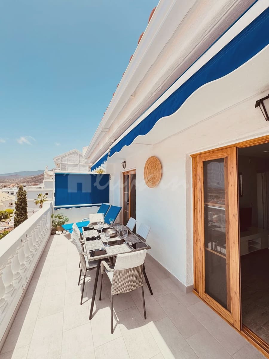 2 quarto Apartamento para venda em Los Cristianos com piscina - 425 000 € (Ref: 9101726)