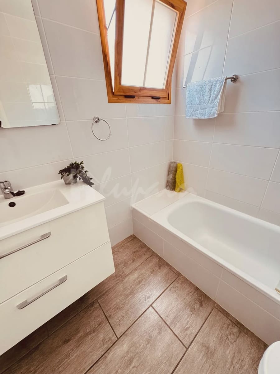 2 quarto Apartamento para venda em Los Cristianos com piscina - 425 000 € (Ref: 9101726)