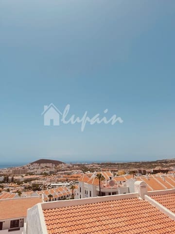 2 quarto Apartamento para venda em Los Cristianos, Arona com piscina - 425 000 € (Ref: 9101726)