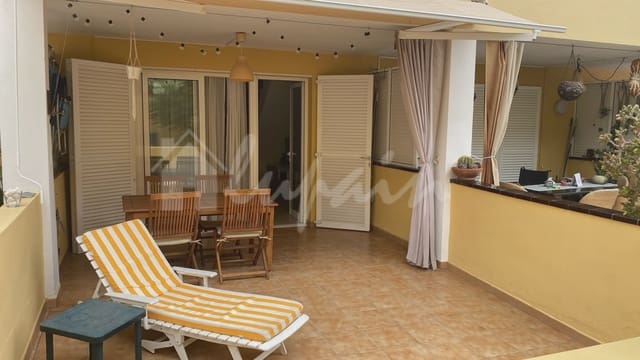 2 bedroom Townhouse for sale in Playa de las Americas, Arona with pool - € 495,000 (Ref: 9111430)