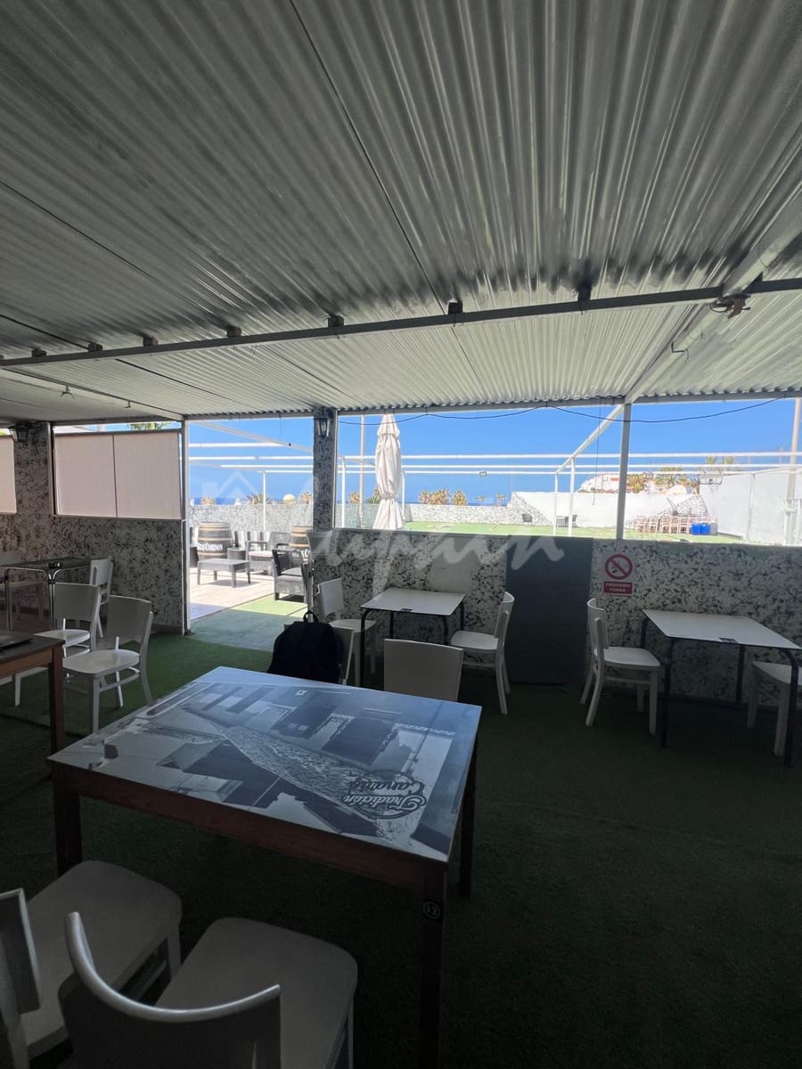 Virksomhed til salg i Costa del Silencio - € 290.000 (Ref: 9113601)