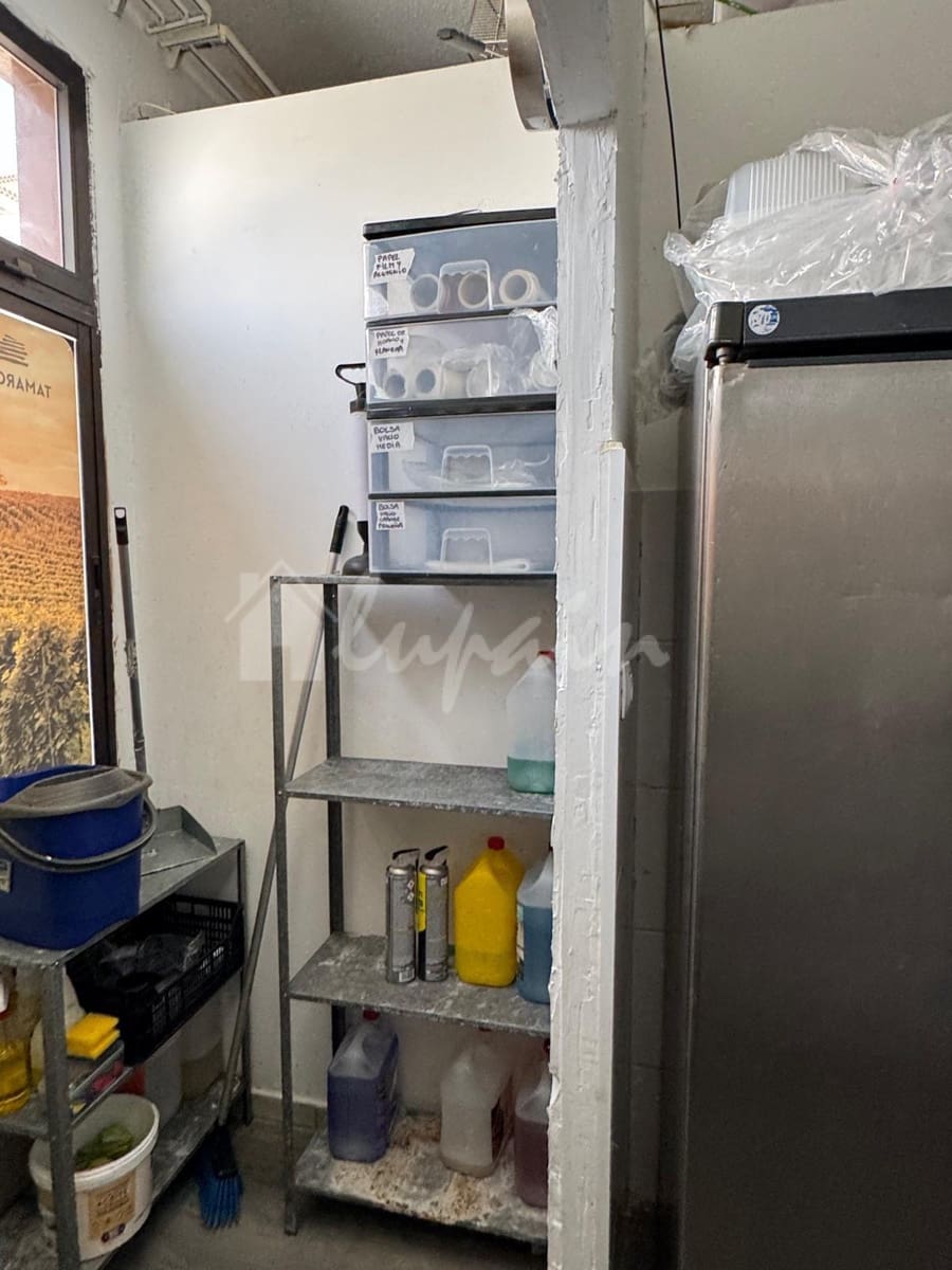 Virksomhed til salg i Costa del Silencio - € 290.000 (Ref: 9113601)