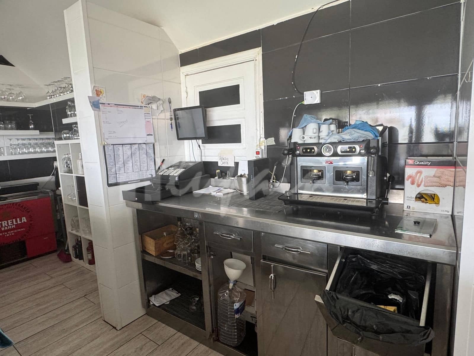 Virksomhed til salg i Costa del Silencio - € 290.000 (Ref: 9113601)