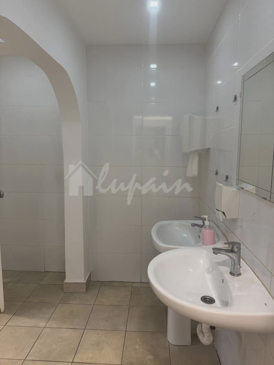 Virksomhed til salg i Costa del Silencio - € 290.000 (Ref: 9113601)