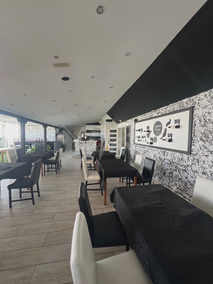 Virksomhed til salg i Costa del Silencio - € 290.000 (Ref: 9113601)