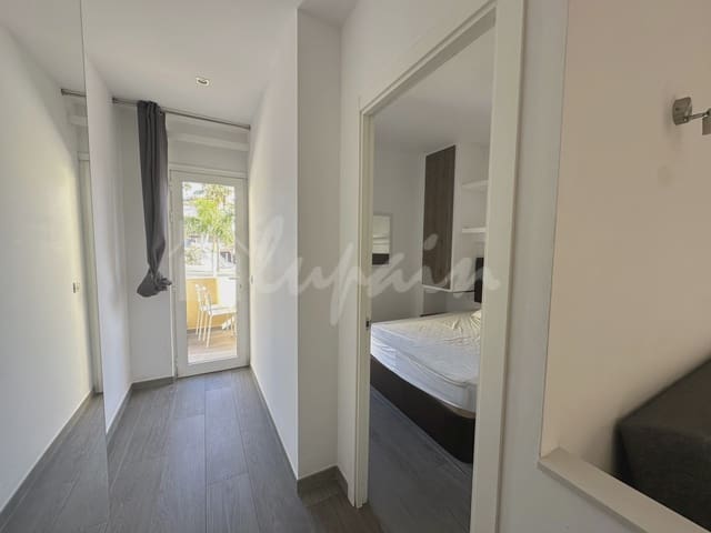 1 quarto Apartamento para venda em Torviscas Centro y Alto, Adeje com piscina - 275 000 € (Ref: 9113602)