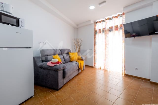 Huoneisto myytävänä paikassa Casco Urbano, Adeje - 160 000 € (Ref: 9115479)