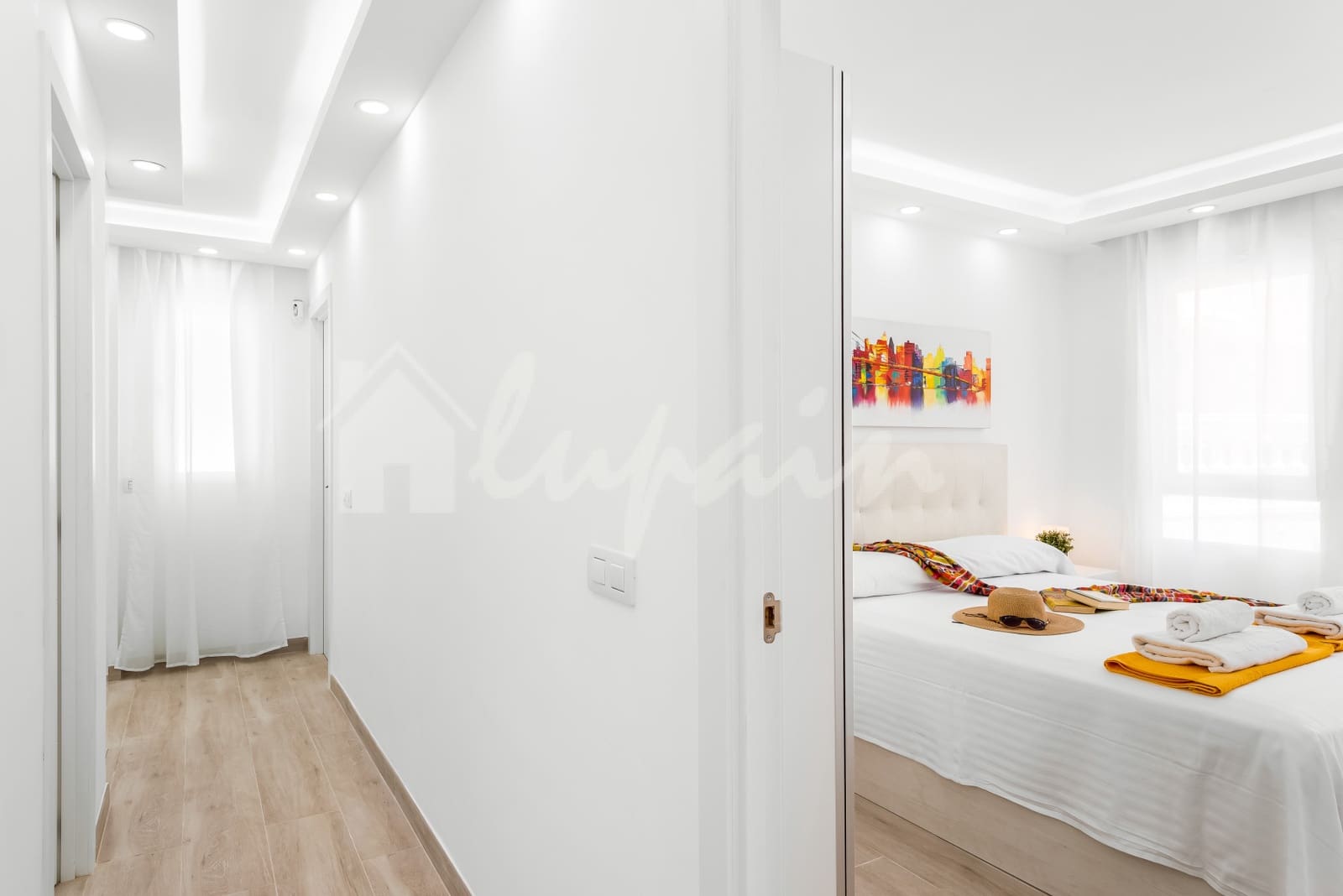 3 bedroom Penthouse for sale in Los Cristianos with pool - € 795,000 (Ref: 9131695)