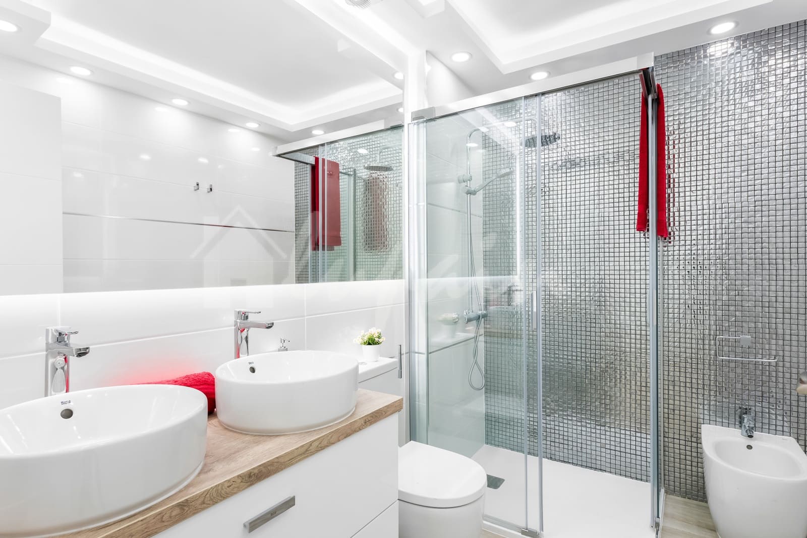 3 bedroom Penthouse for sale in Los Cristianos with pool - € 795,000 (Ref: 9131695)