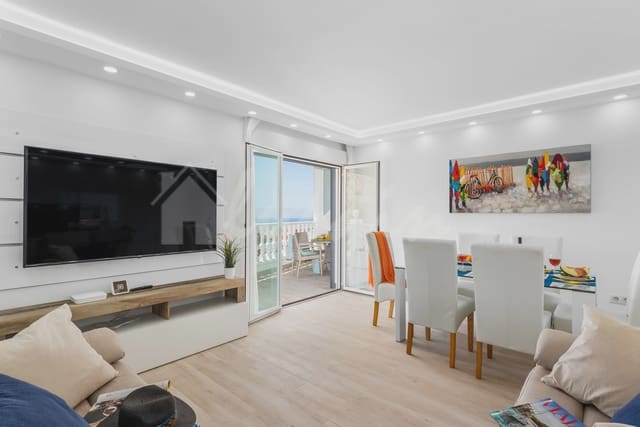 3 soveværelse Penthouse til salg i Los Cristianos, Arona med swimmingpool - € 795.000 (Ref: 9131695)