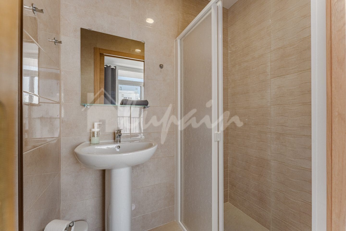 5 bedroom Business for sale in Los Cristianos - € 1,398,000 (Ref: 9146286)