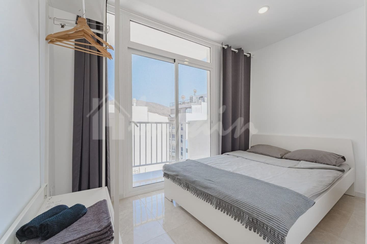 5 soveværelse Virksomhed til salg i Los Cristianos - € 1.398.000 (Ref: 9146286)