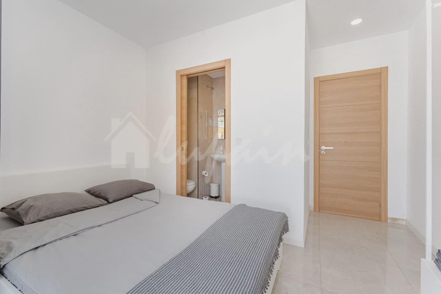 5 soveværelse Virksomhed til salg i Los Cristianos - € 1.398.000 (Ref: 9146286)