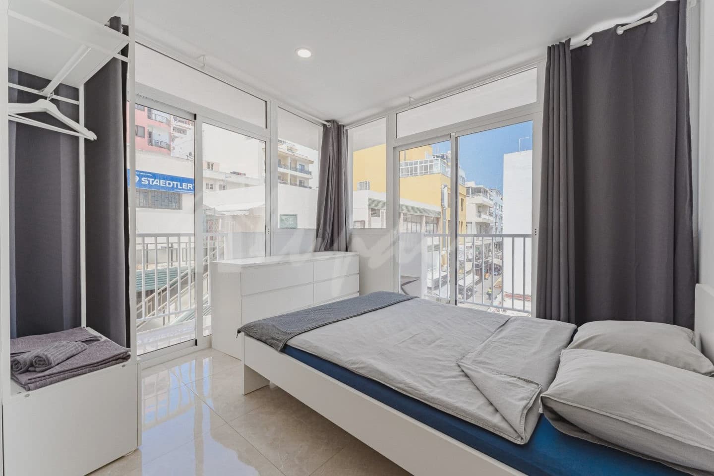 5 soveværelse Virksomhed til salg i Los Cristianos - € 1.398.000 (Ref: 9146286)