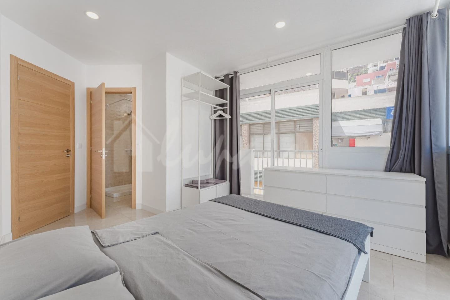 5 soveværelse Virksomhed til salg i Los Cristianos - € 1.398.000 (Ref: 9146286)