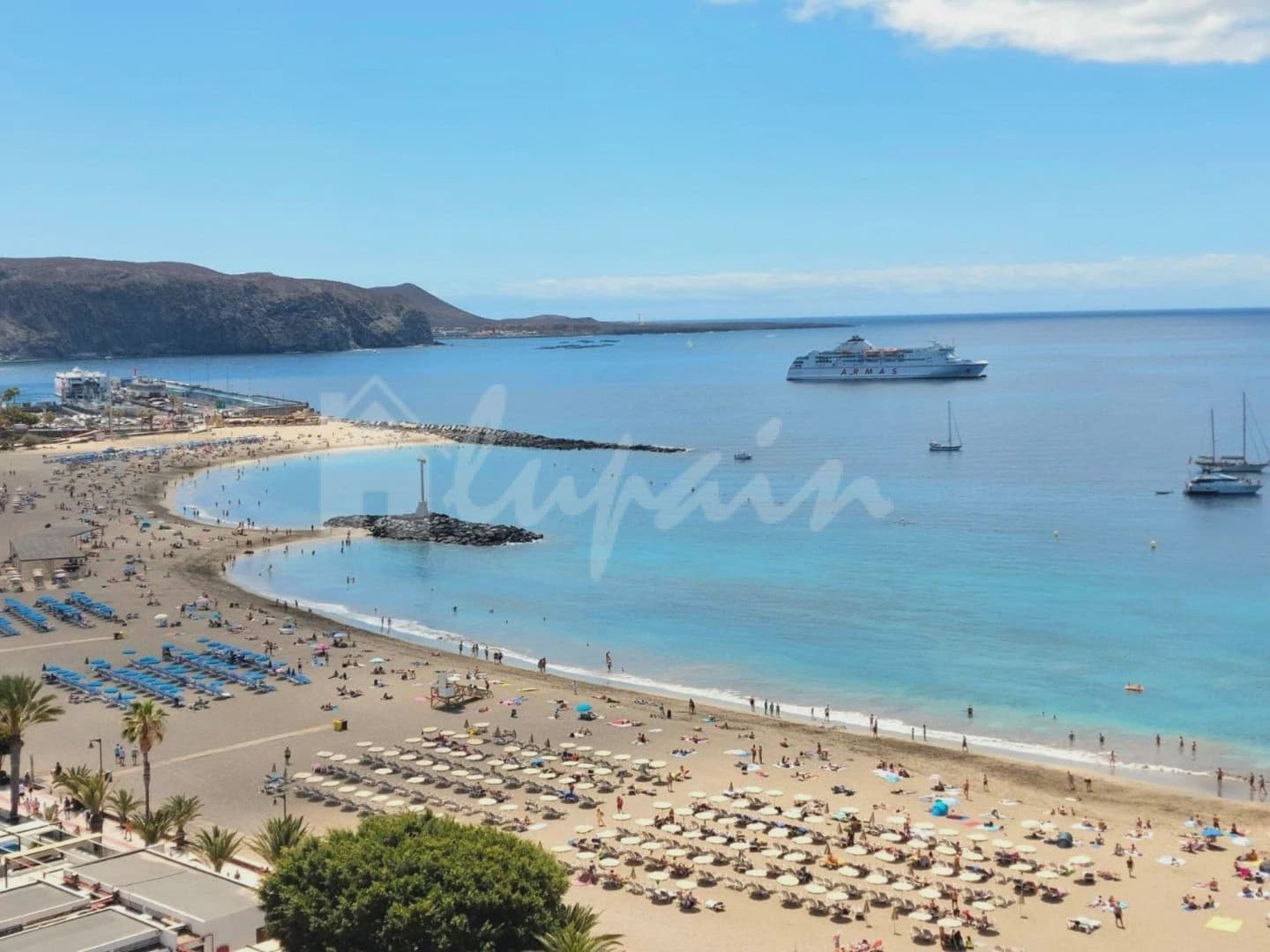 5 soveværelse Virksomhed til salg i Los Cristianos - € 1.398.000 (Ref: 9146286)